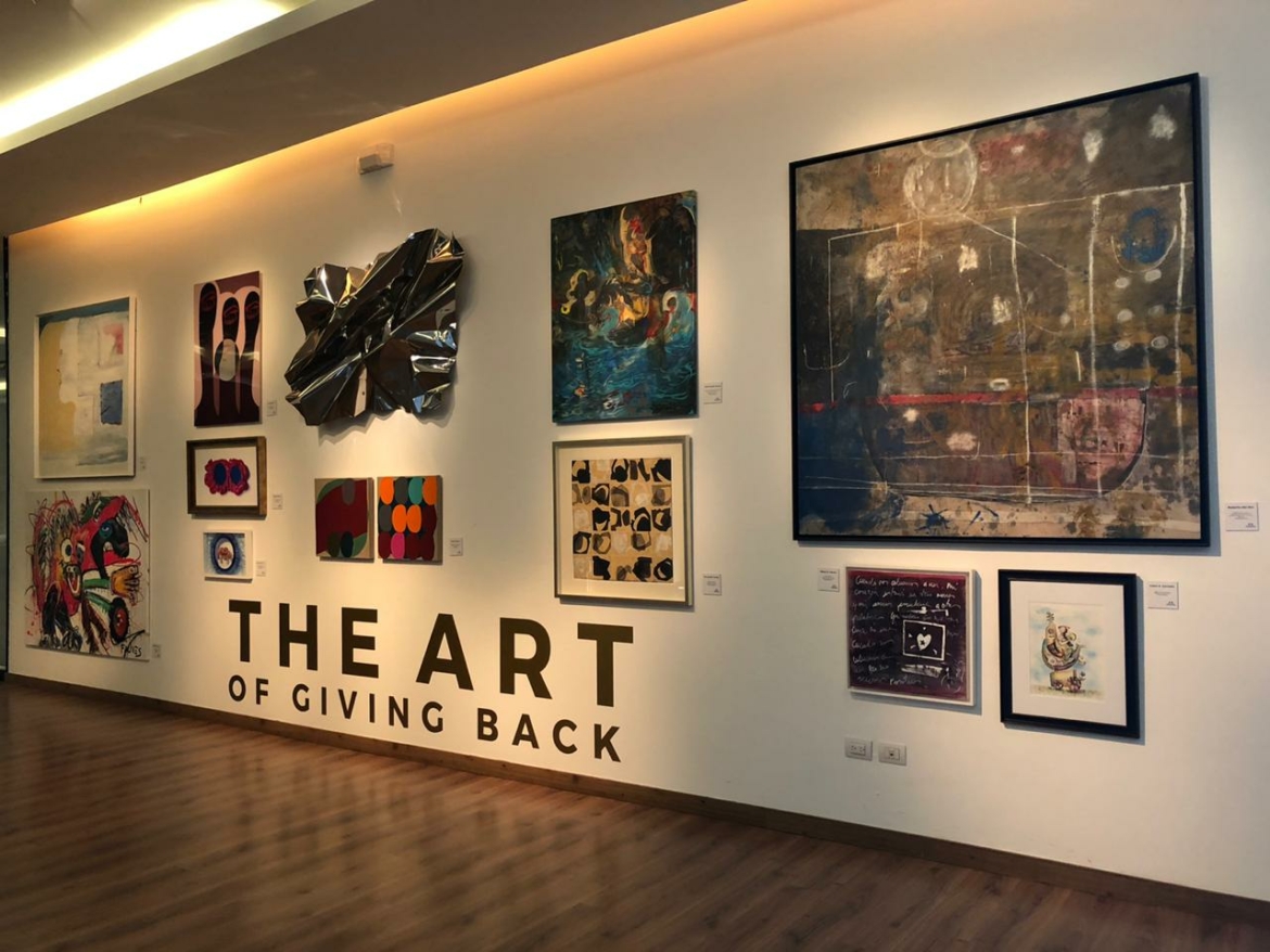 Fundación Amigos Contra el Cáncer Infantil presenta The Art of Giving Back, una exhibición de obras de arte en Epic Center.