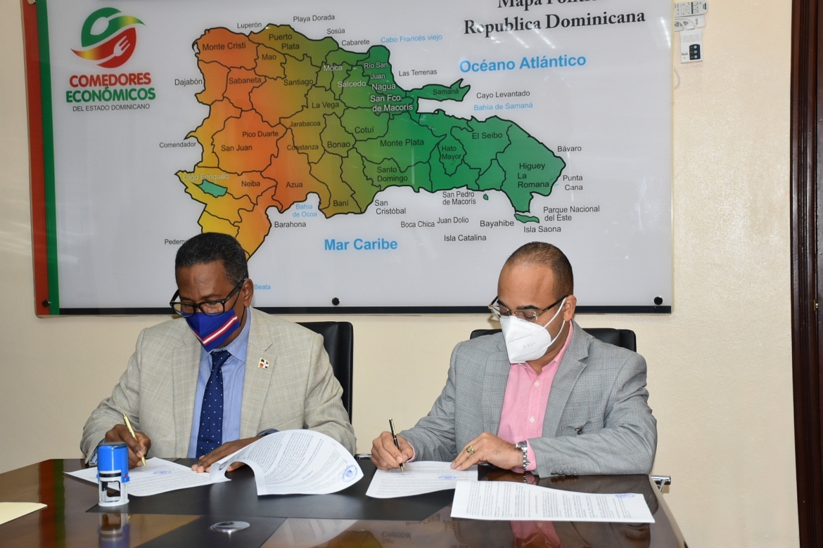 Firman acuerdo para el fomento social y económico de Montecristi .