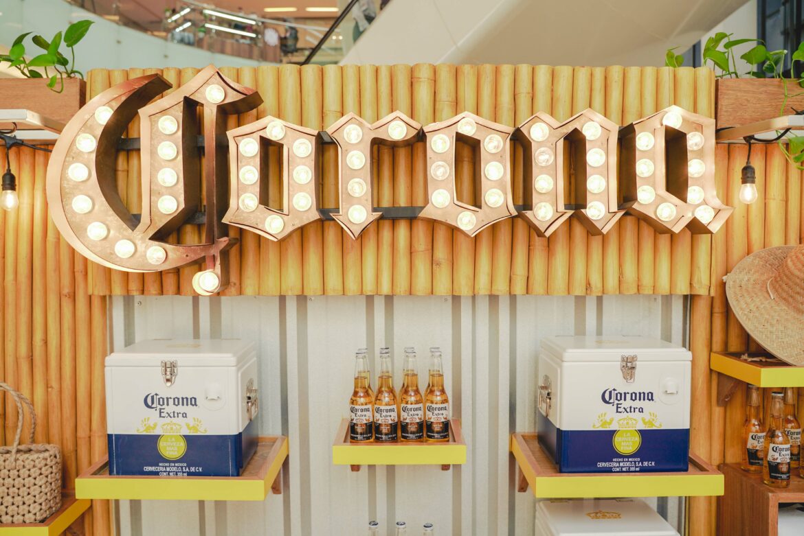 Corona Market 3