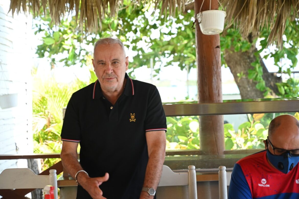 Radhamés Távarez, presidente Fedona