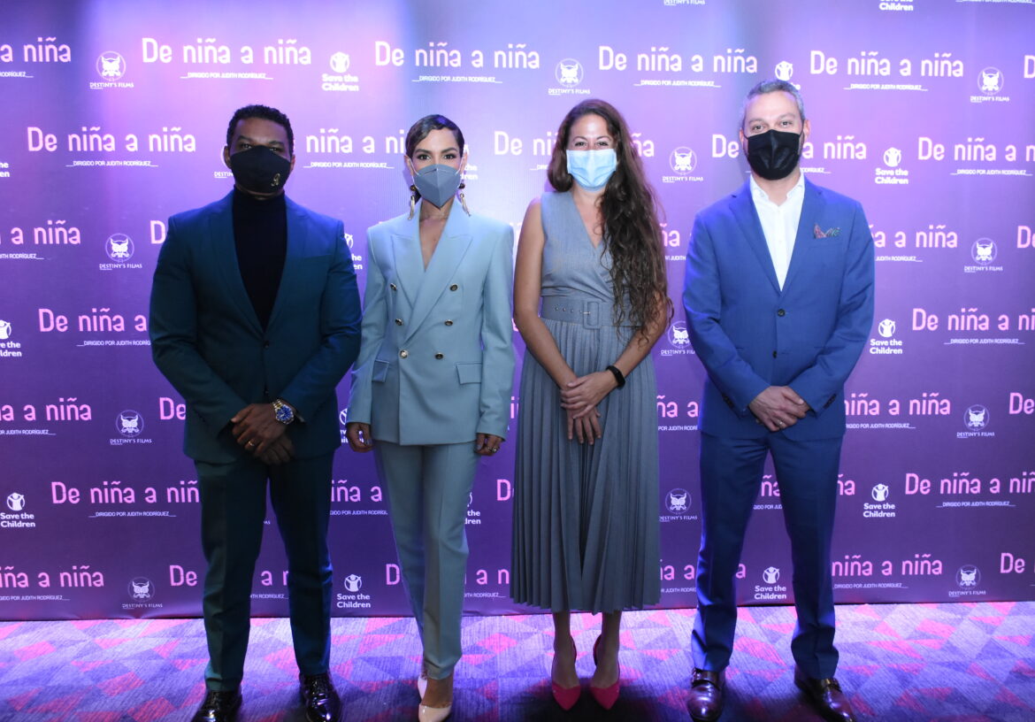 Raymond Pozo, Alba Rodríguez, Judith Rodríguez y Yaqui Núñez