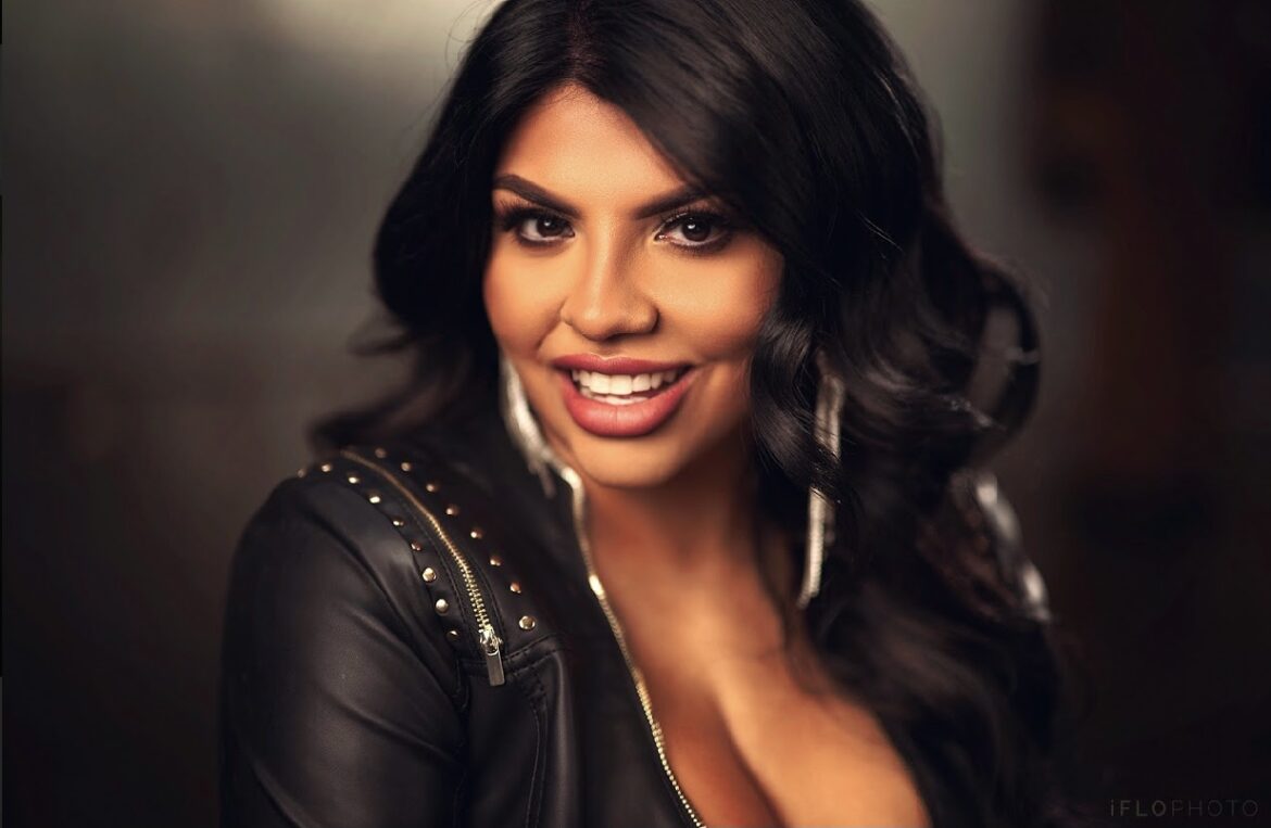 IMGChristi Lux con más de 100 mil reproducciones en YouTube_1143