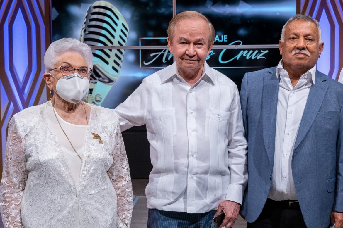 María Cristina Camilo, Ellis Perez y Nelson Marte