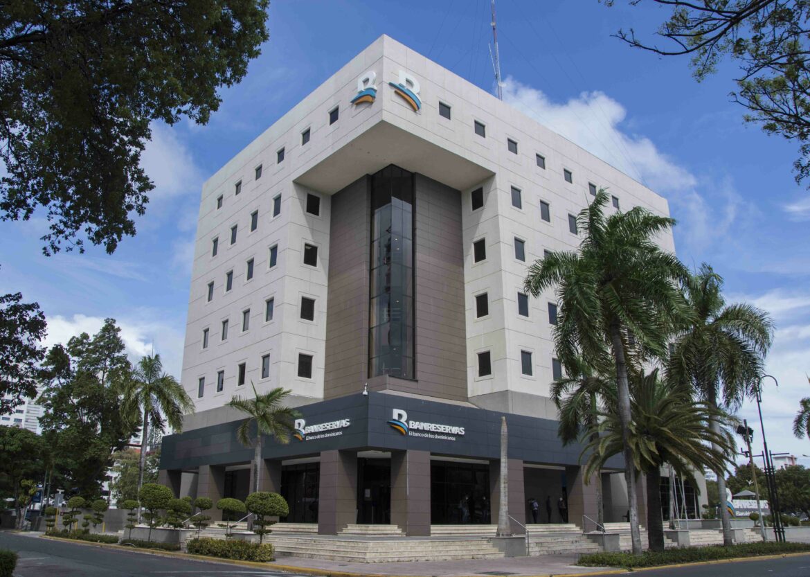 Fachada Torre Banreservas (2)