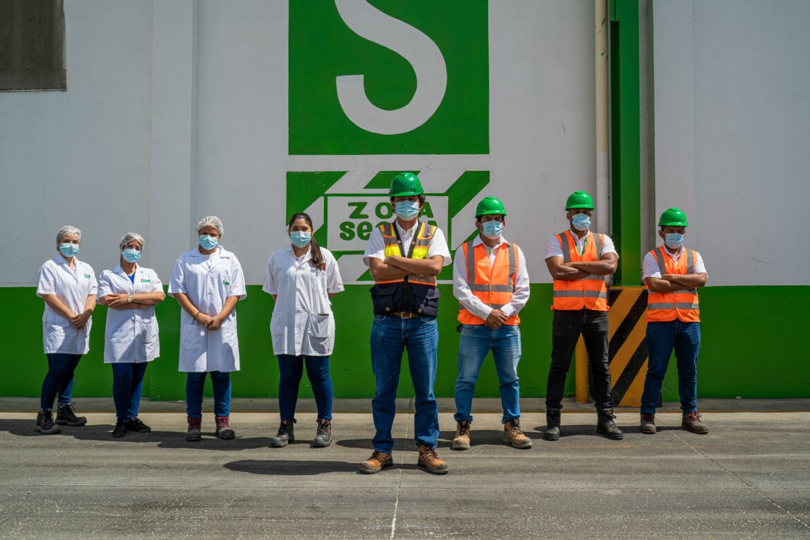 Colaboradores de Industrias San Miguel