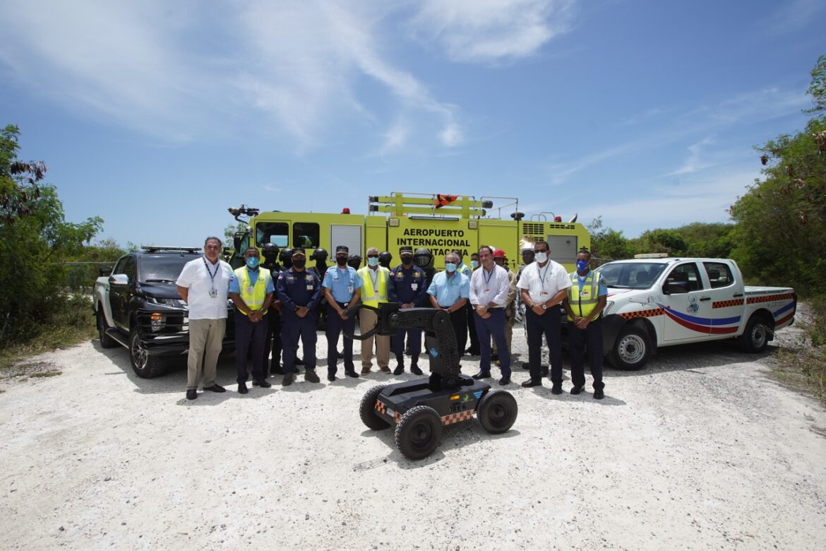 simulacro de detección de explosivos en el país con unidad robótica (1280×853)