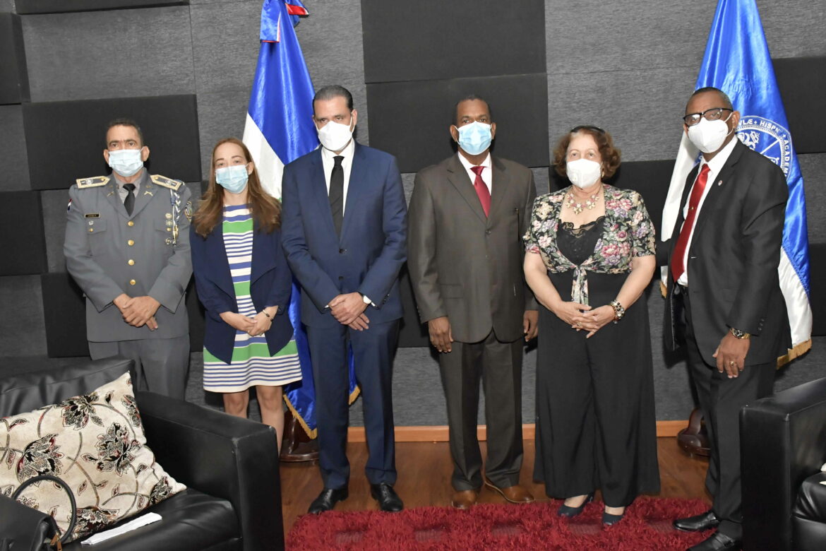 AUTORIDADES EN FORO REGIONAL SUR PARA REFORMA PN