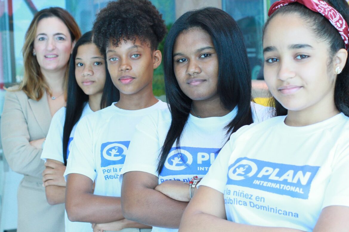 Las niñas hablan a través del Plan International para conmemorar el Día de la Niña.