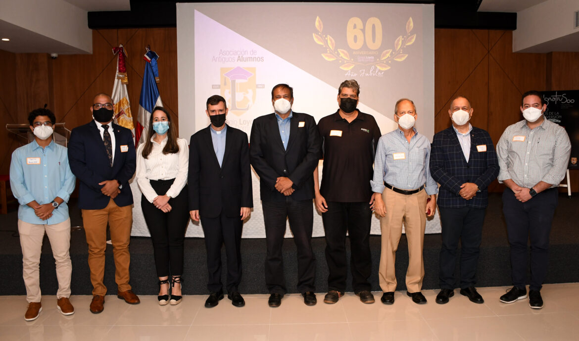 Foto Principal Jorge Luis, Giovanni Tassi, Andrea Taveras, Padre Jorge William, Juan Carlos Russo, Alejandro Concepción, Rafael Sánche