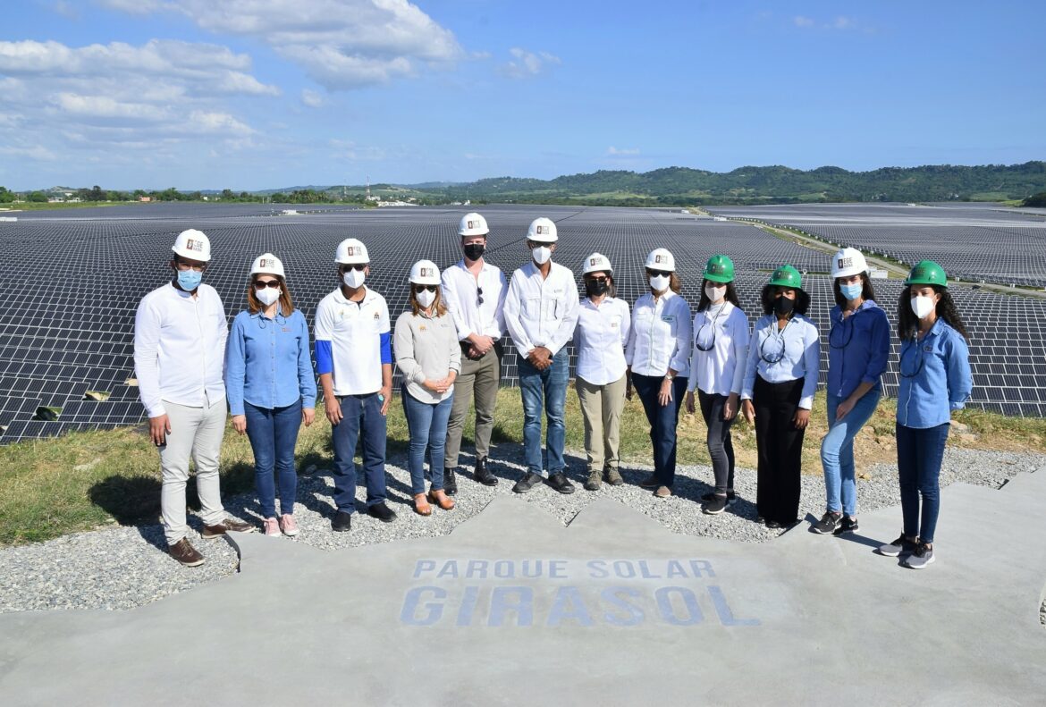 Representantes de las instituciones vinculadas al proyecto
