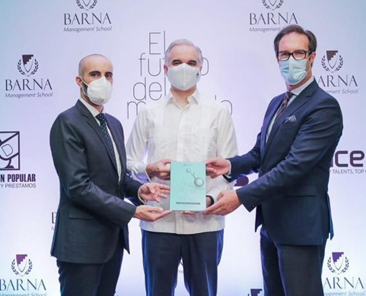 el-futuro-del-trabajo-en-republica-dominicana-es-tema-de-libro