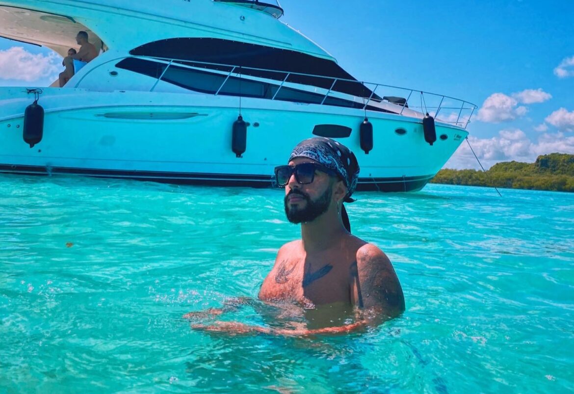 20E13B42-8AEB-4932-B958-025B2977CE74