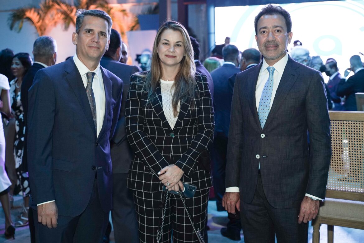 Elias julia, orly camilo de Toribio,Joaquín Toribio