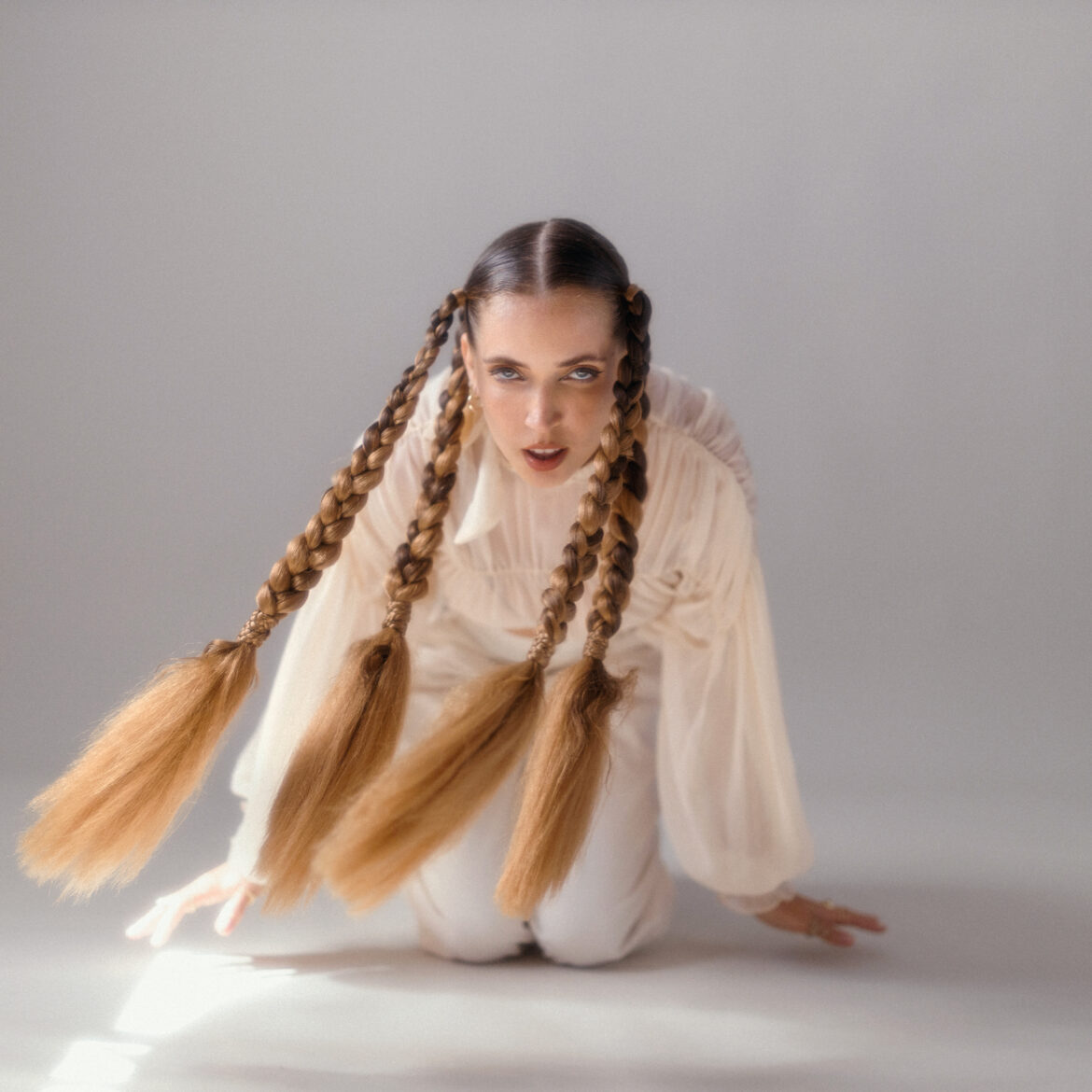 Oro de Nikóla es música para volar.