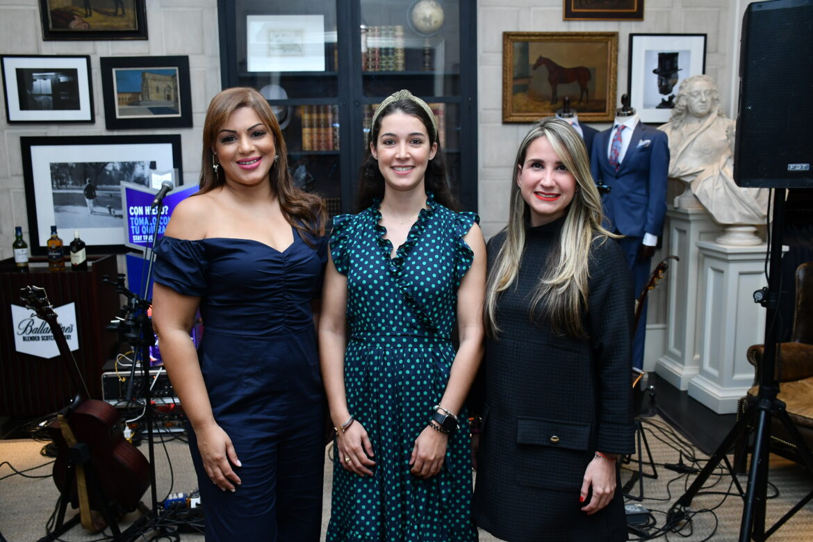 Sheila Hernández, Gabriela Jiménez y Cristina Correa (2)