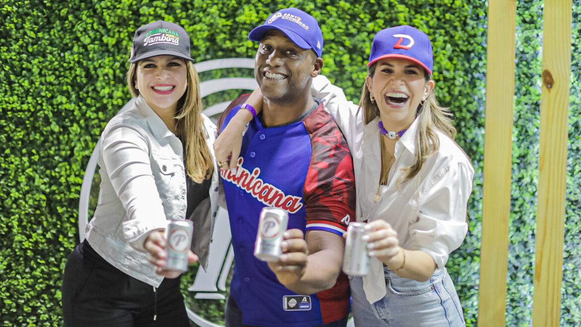 Anier Barros, Enrique Quailey y Pamela Sued