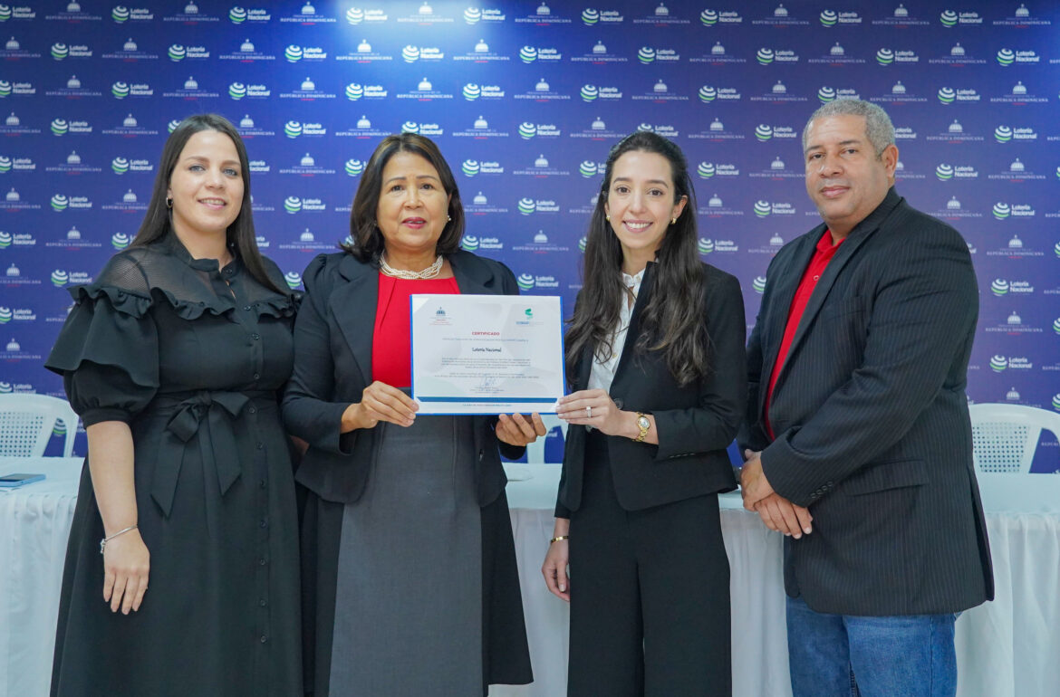 Reconocimiento a Lotería Nacional