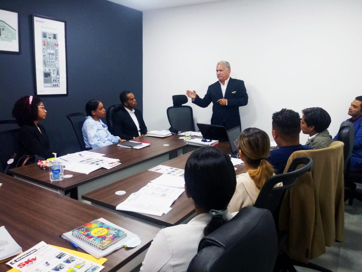 Alfredo Hernández Paz, Presidente de Tripulantes VIP