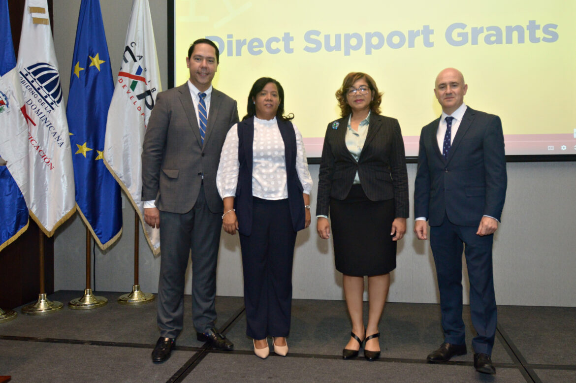 Leo Naut, Lidia Encarnacioìn, Olaya Dotel y Luis Araque