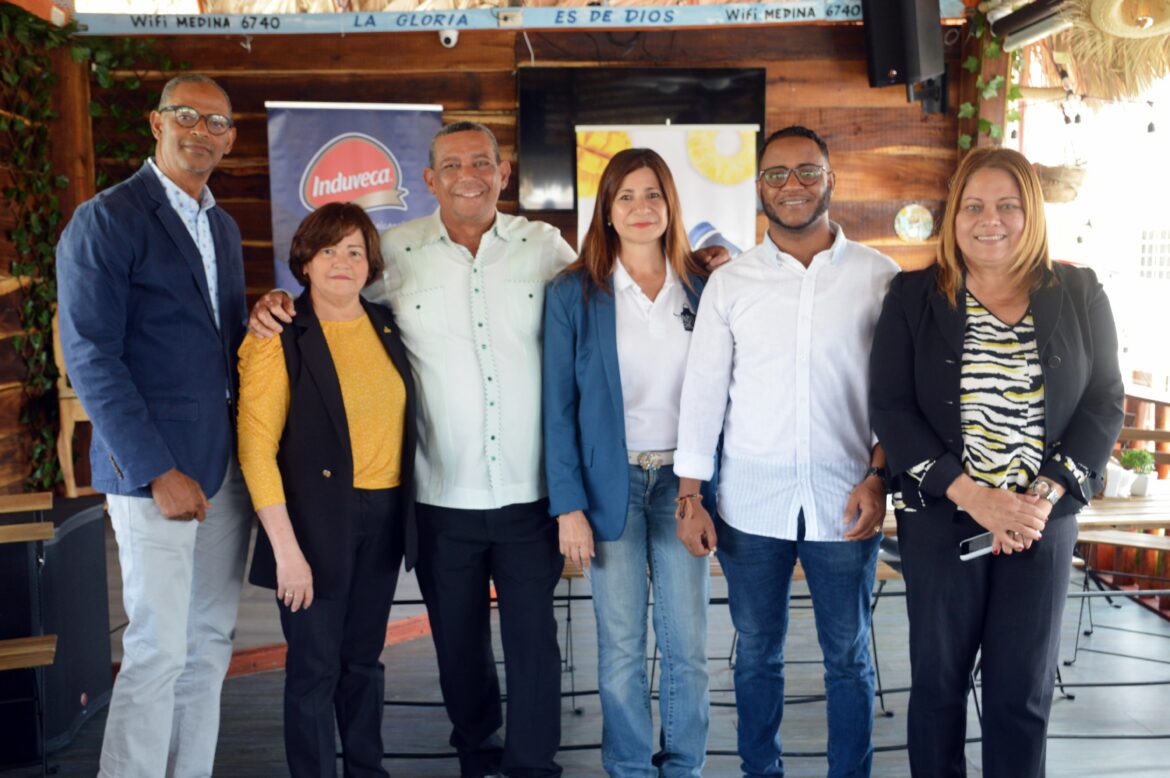 FOTO PRINCIPAL Firmo Valdez, Yadira Baez,Jorge Guerrero, Luisa Feliz, Lendy Reyes ,Maribel Hernandez