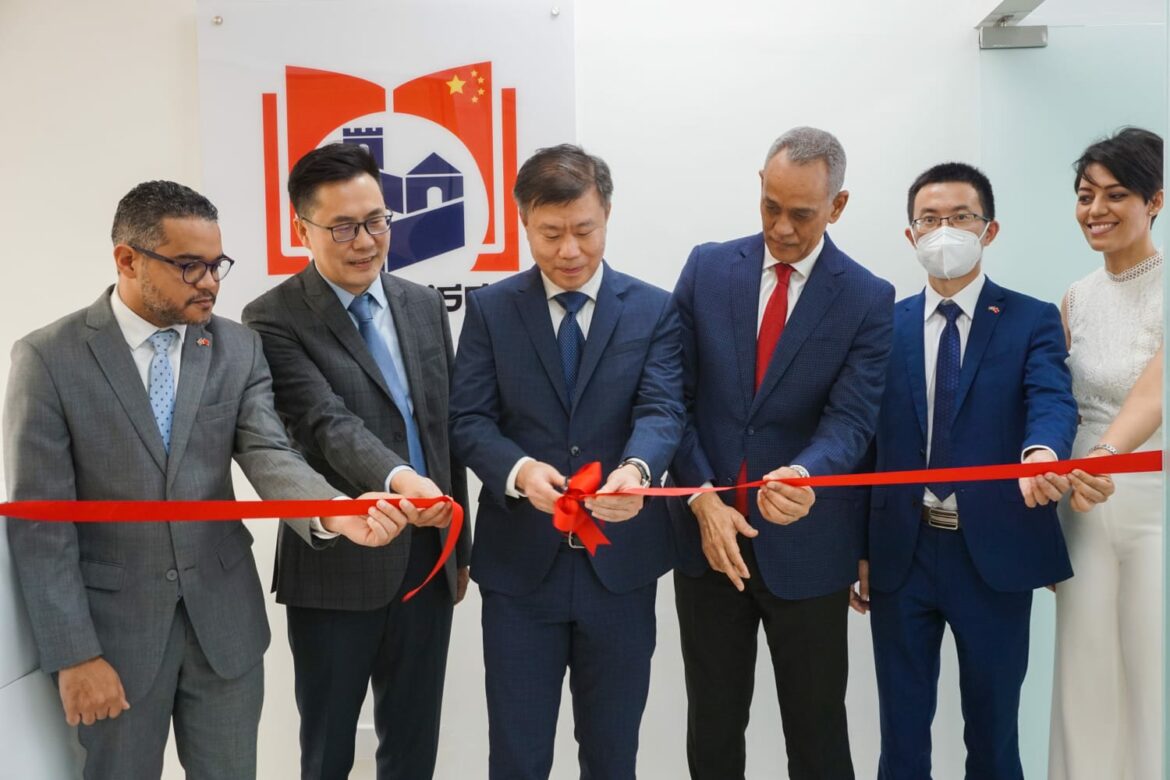 Inauguración Cendoesch