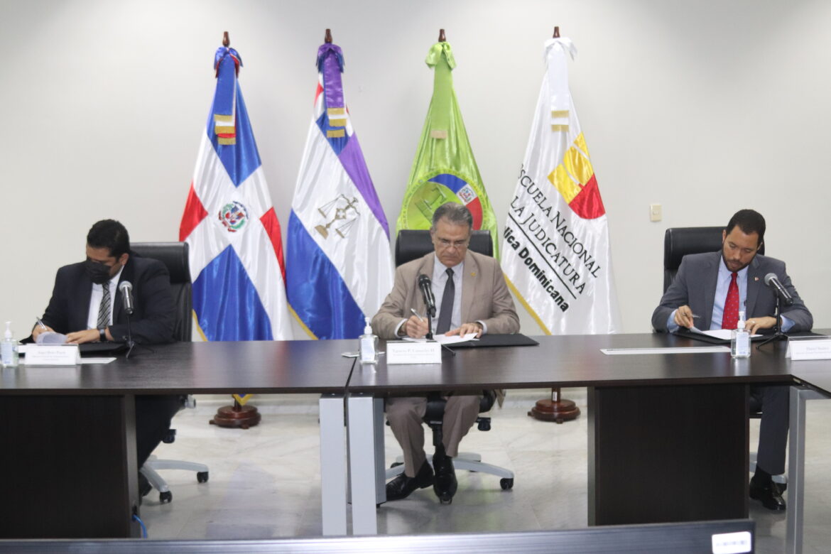 Poder Judicial y Tribunal Superior Electoral firman alianza para fortalecimiento institucional