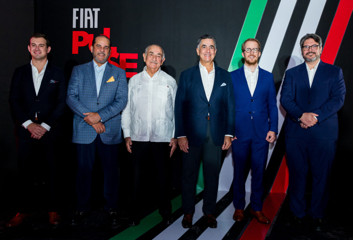 Fabián Sanz, Danilo Bobadilla, Don Carlos Martí, Carlos José Martí, Christian Cabral y César García