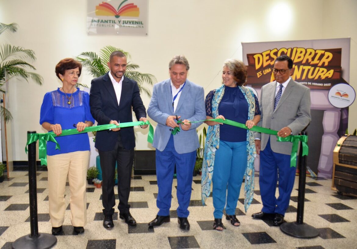 Margarita Luciano, Ennio Santana, Henry Veras, Alicia Baroni, Rafael Peralta Romero