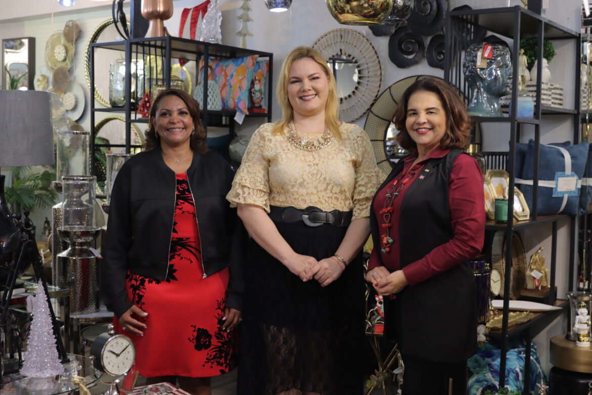 Betty Guzmaìn, Denisse Saìnchez y Kenia Placencio