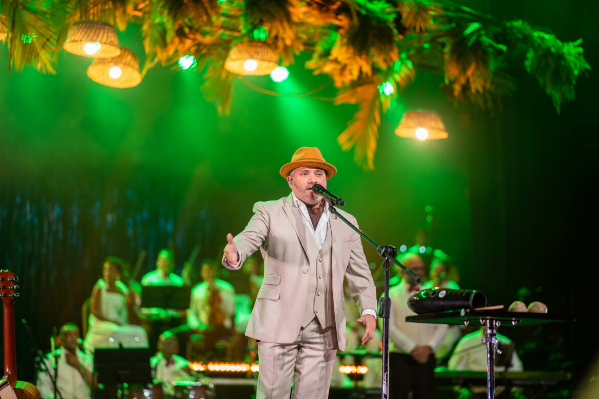 Pavel Núñez pone a bailar con su discoTropical.