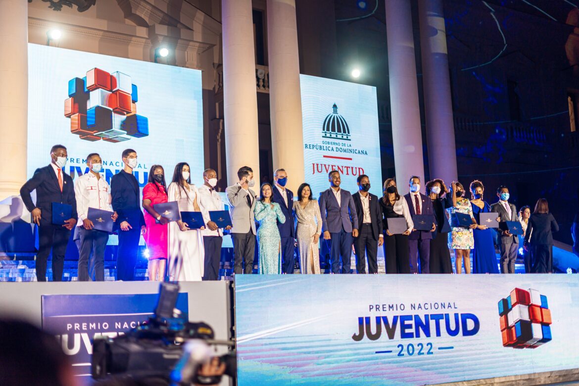 Celebrarán este martes edición XXVII del Premio Nacional de la Juventud