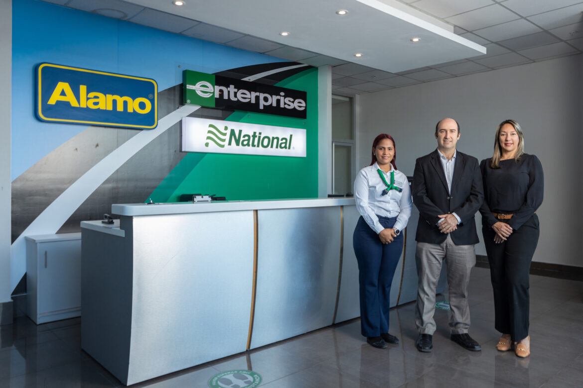 Foto Principal 1 – Luisa Recio, José Muñiz y Rosario Rodríguez