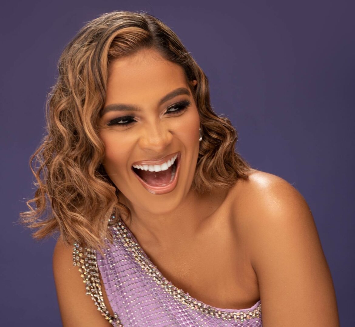 Lady Álvarez, una experimentada comunicadora de Santiago de los Caballeros.