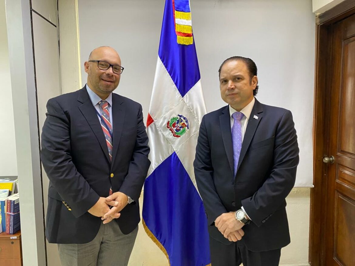 Mario Alegria y Hugo Rivera Fernández