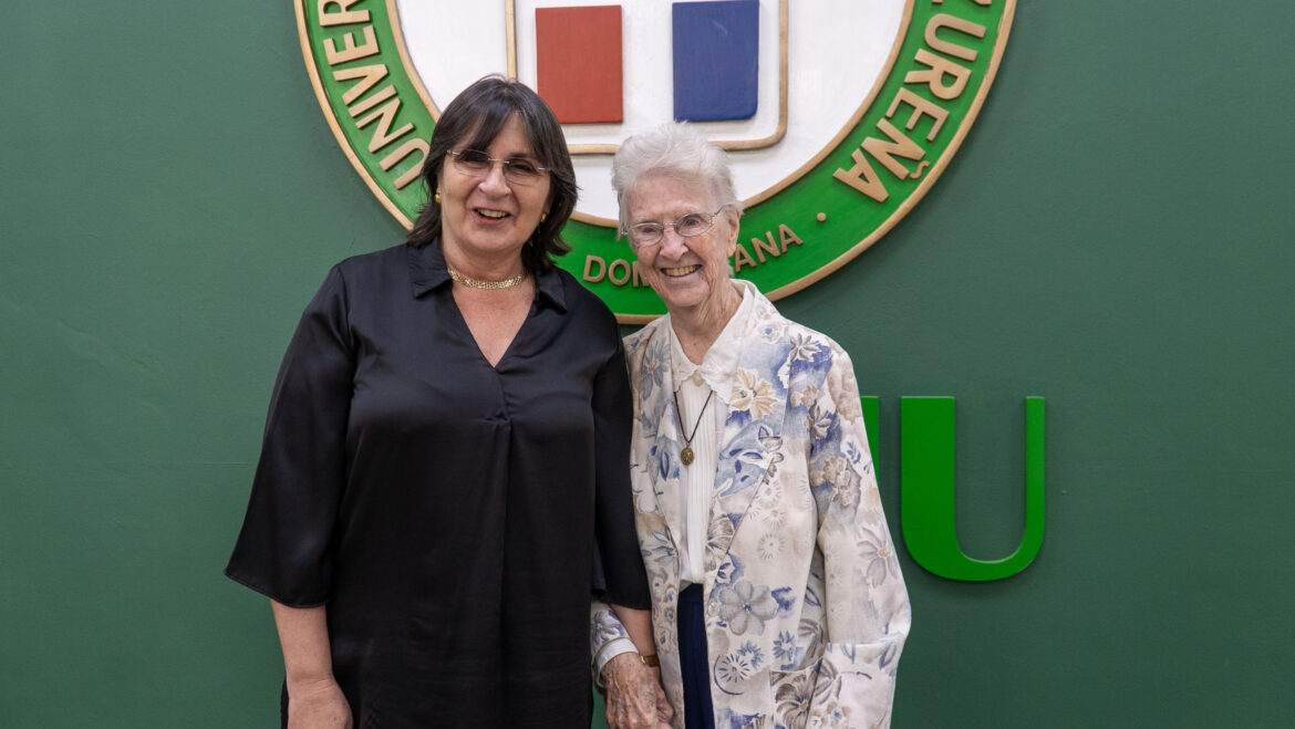 1. Inés Aizpún y Sor Leonor Gibb