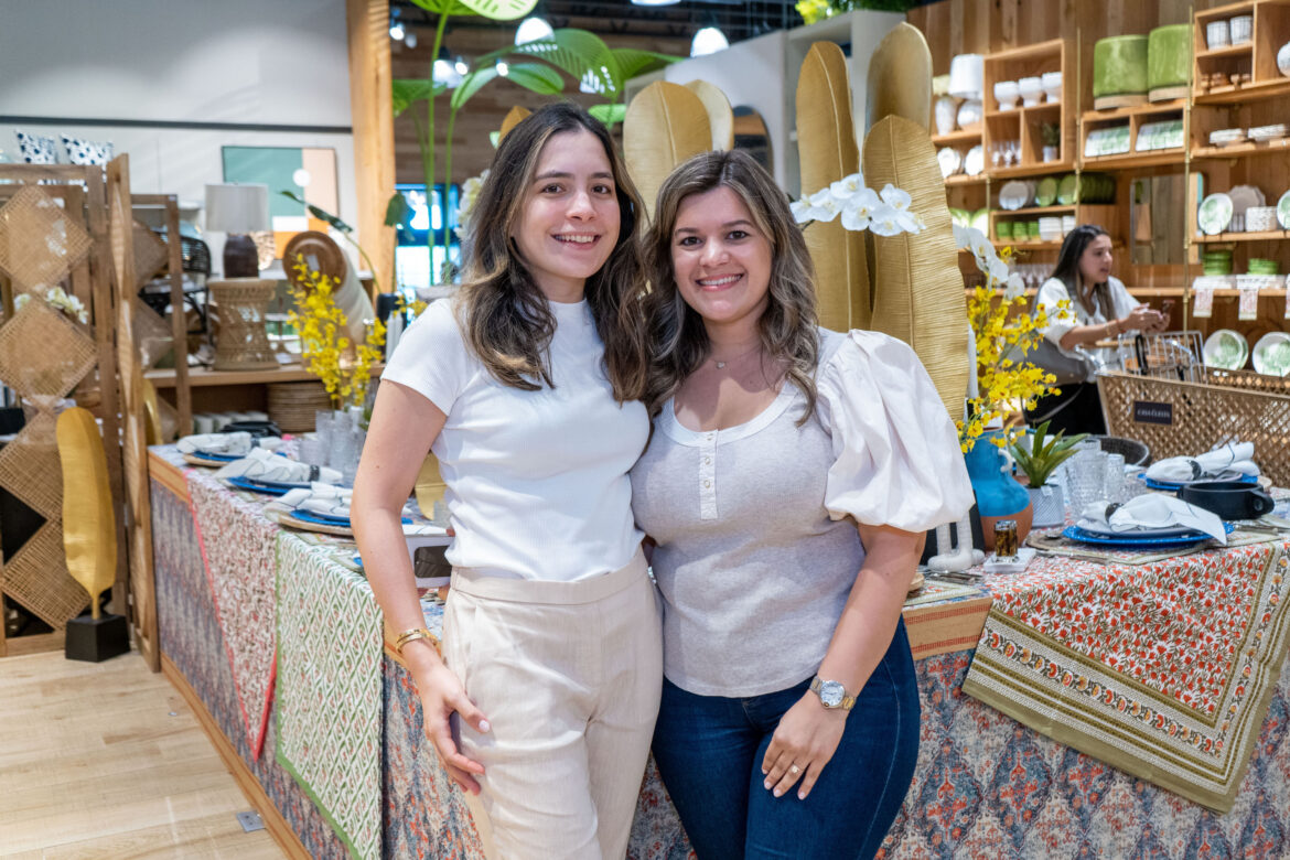 DSC02120-Graciela Barceló y Sarah Busto