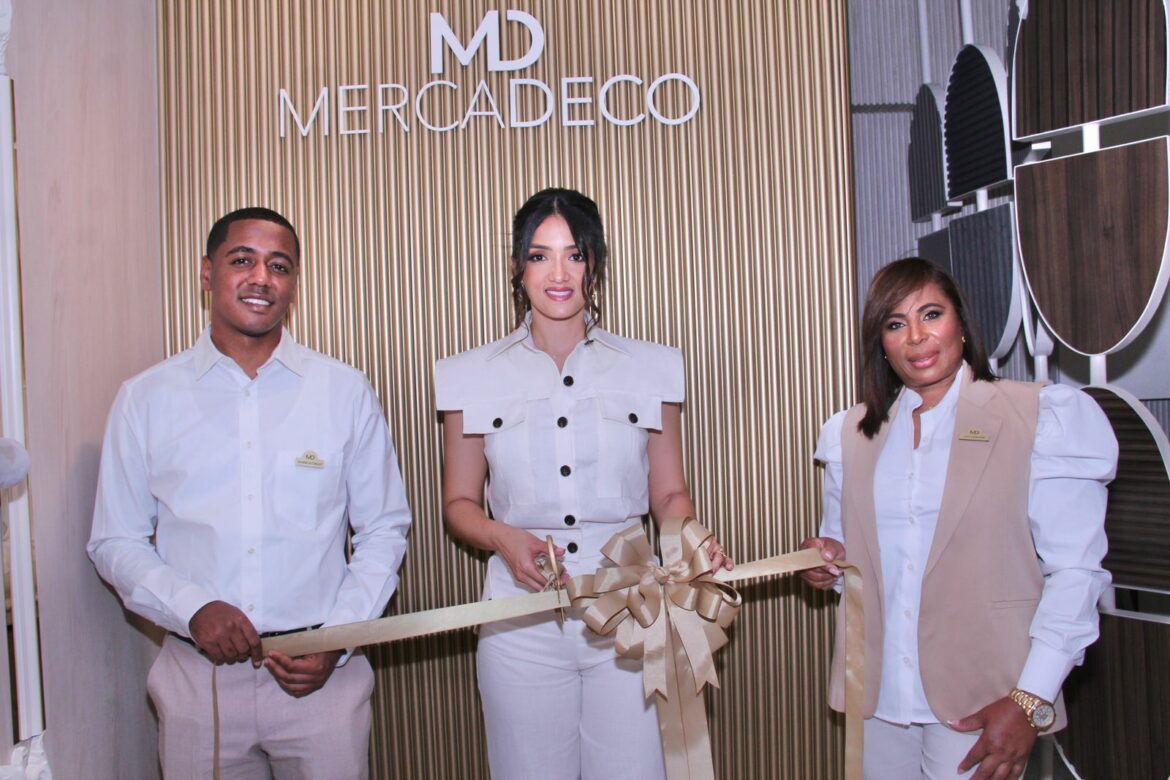 Lorenzo Cuello,Emely Reyes y Luzy Sánchez