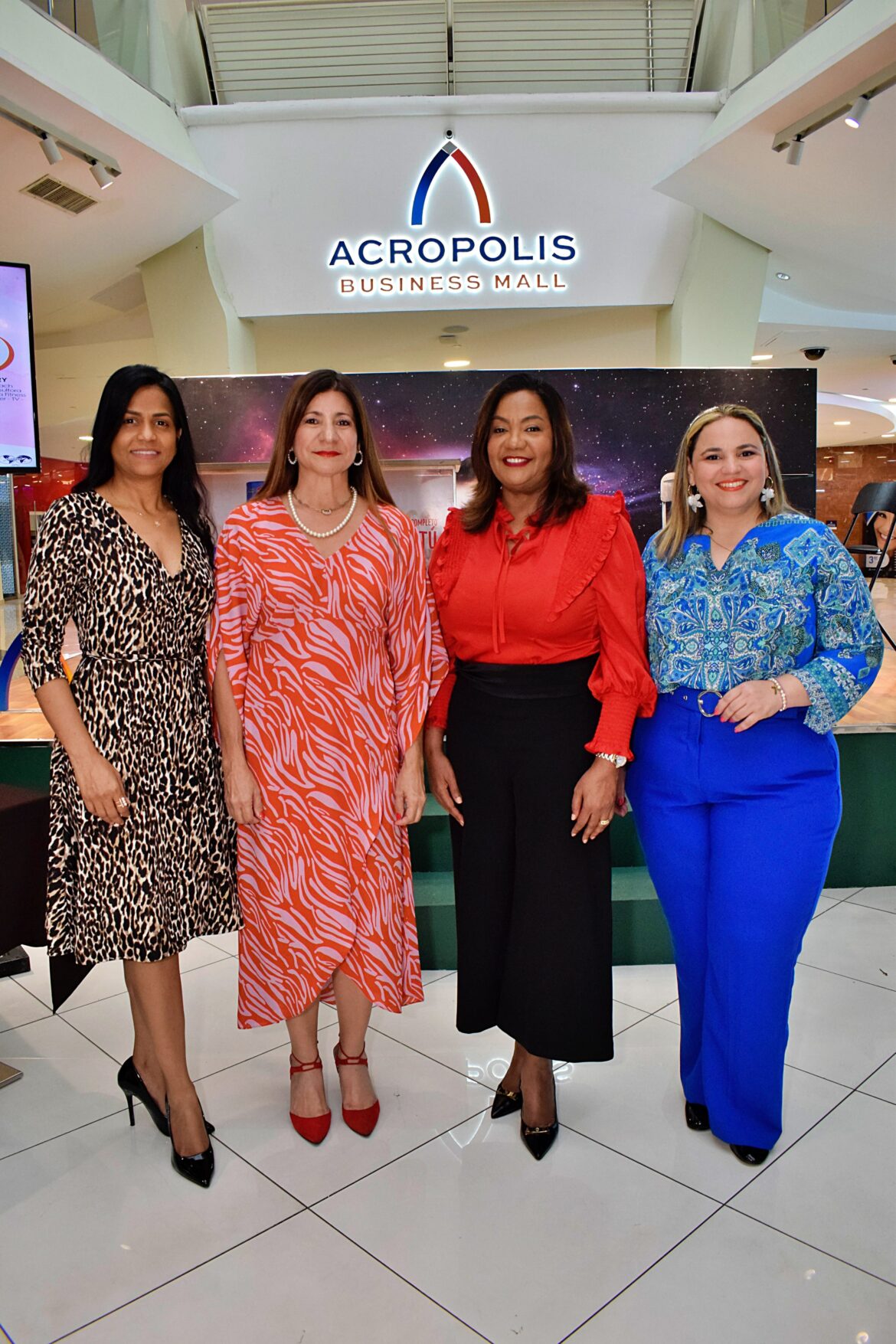 PRINCIPAL Veronica Nuñez, Luisa Feliz, Amarilis Duran, Zaidy Di Franco_DSC0029