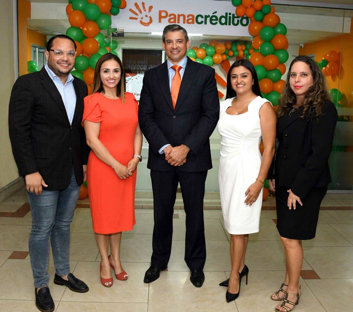 Foto Principal Carlos Espinal, Angélica López, Víctor Oscar Pacheco Méndez, Catherine López y Yoslaidy Pérez García