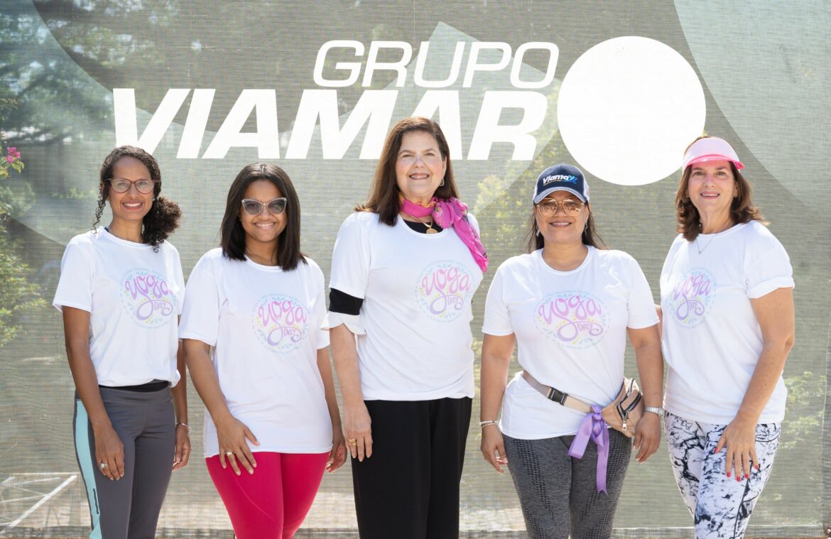 Felivia Mejia, Danielis Fermin, Sonia Villanueva de Brouwer, Sarah Hernandez y Sarah Villanueva de Read