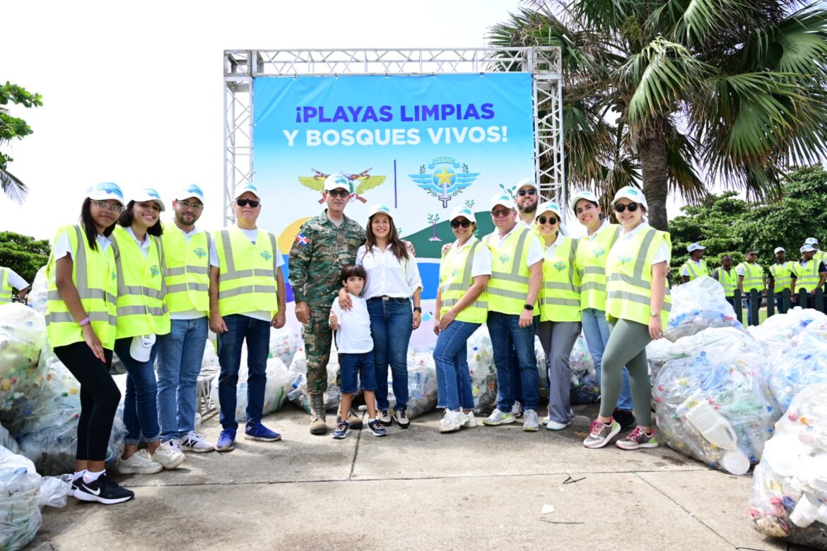 Inicia ¡Playas limpias y bosques vivos!
