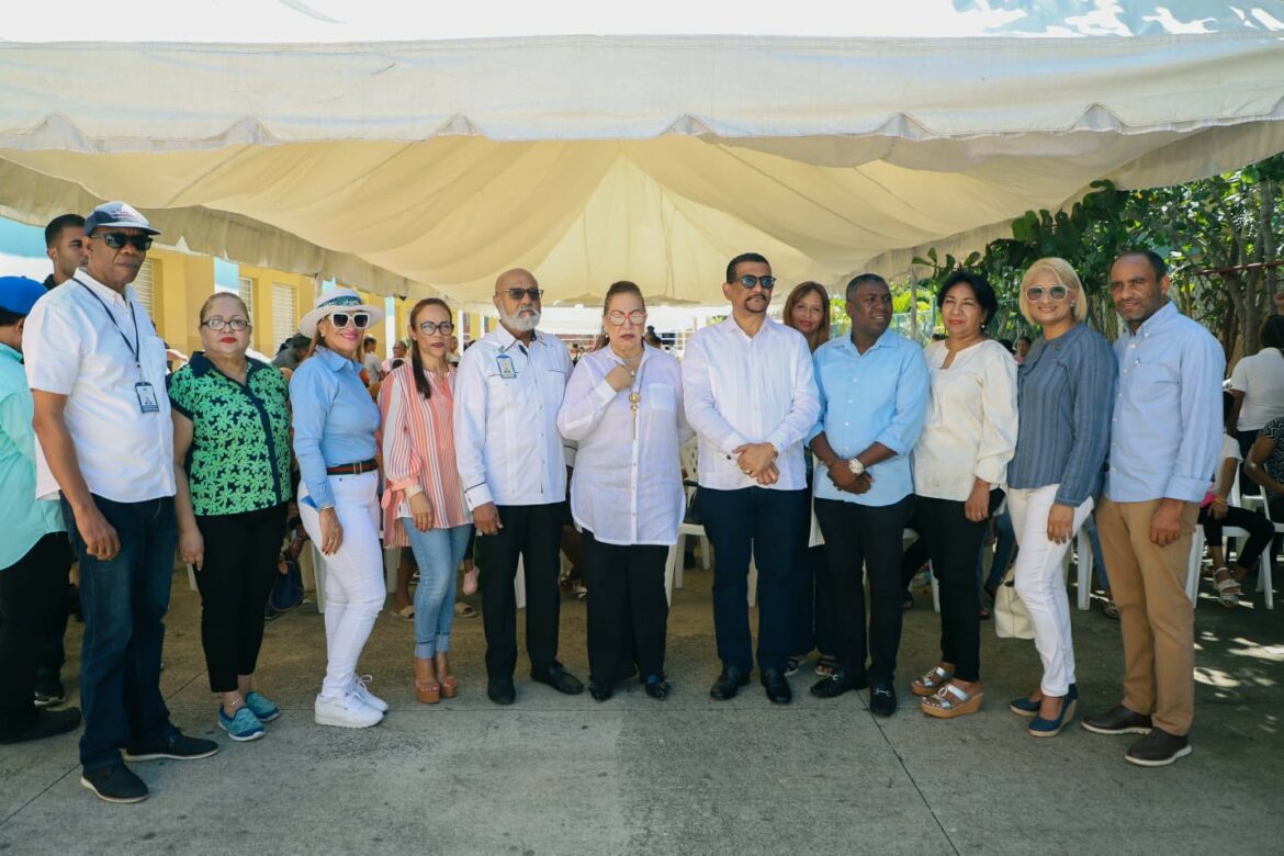 Gran Jornada Social en Santiago Brinda Apoyo a Residentes Vulnerables..