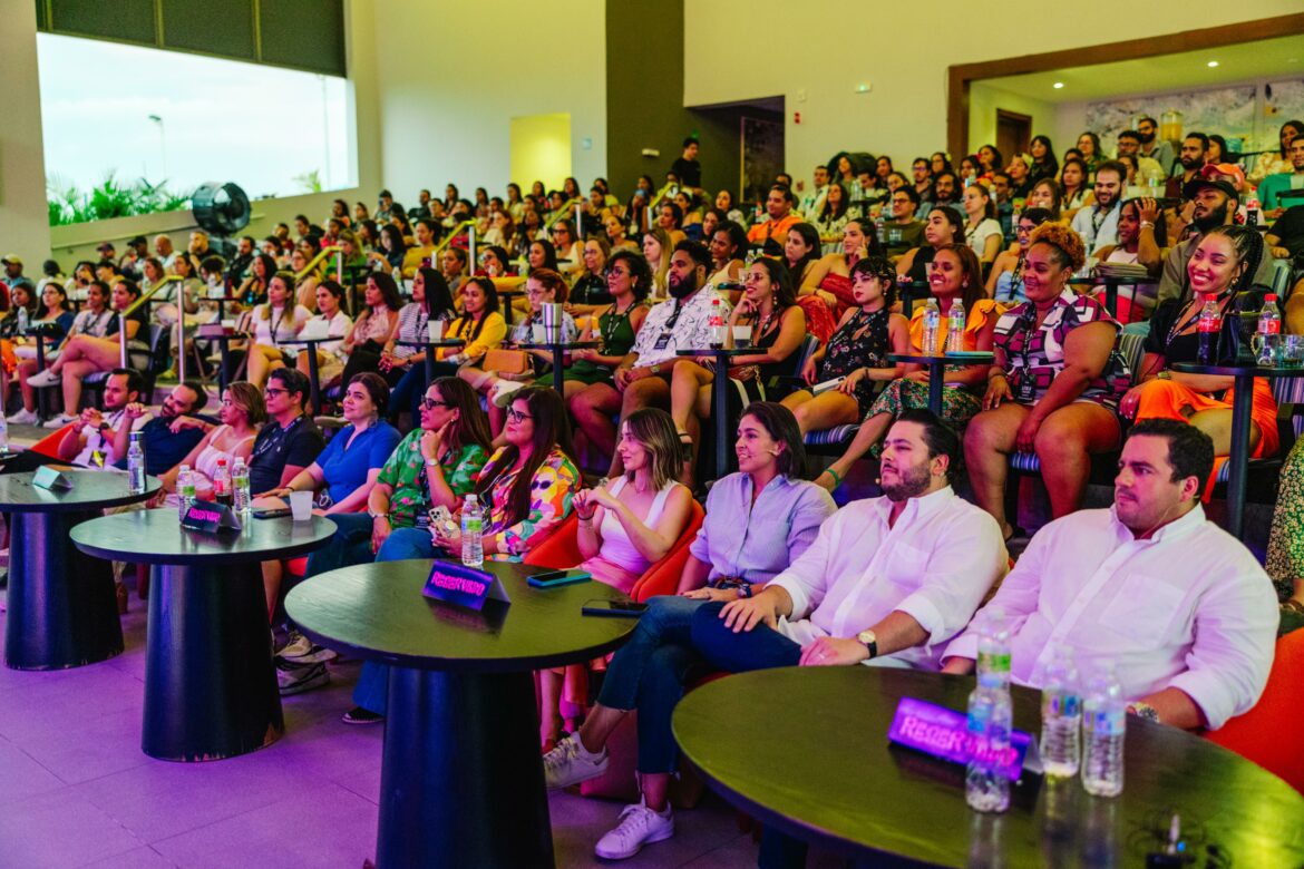 El grupo Minderlust realizó con impresionante éxito su primer congreso educativo