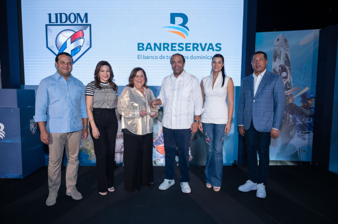 La emoción del béisbol dominicano está en su apogeo mientras la Liga de Béisbol Profesional