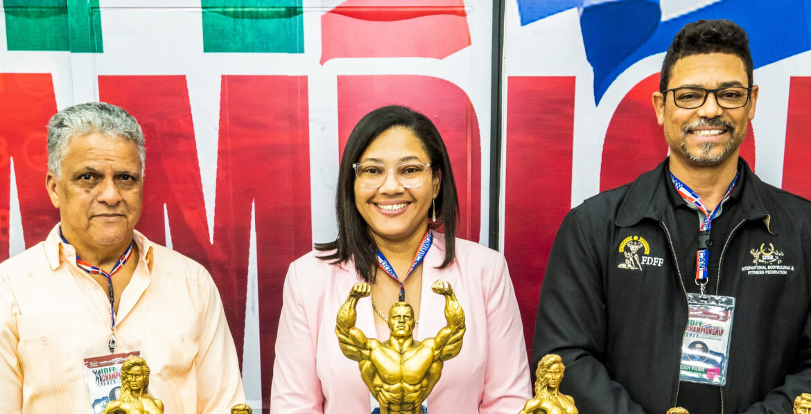 Tony Peña R, Mayra Paulino y Eddy Pilier