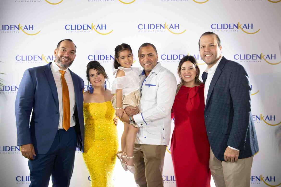 Edward Peralta, Dra Karla Hernández, Estela Peralta, Joel Defrank, Lorena Golez, Jusan Kalaf