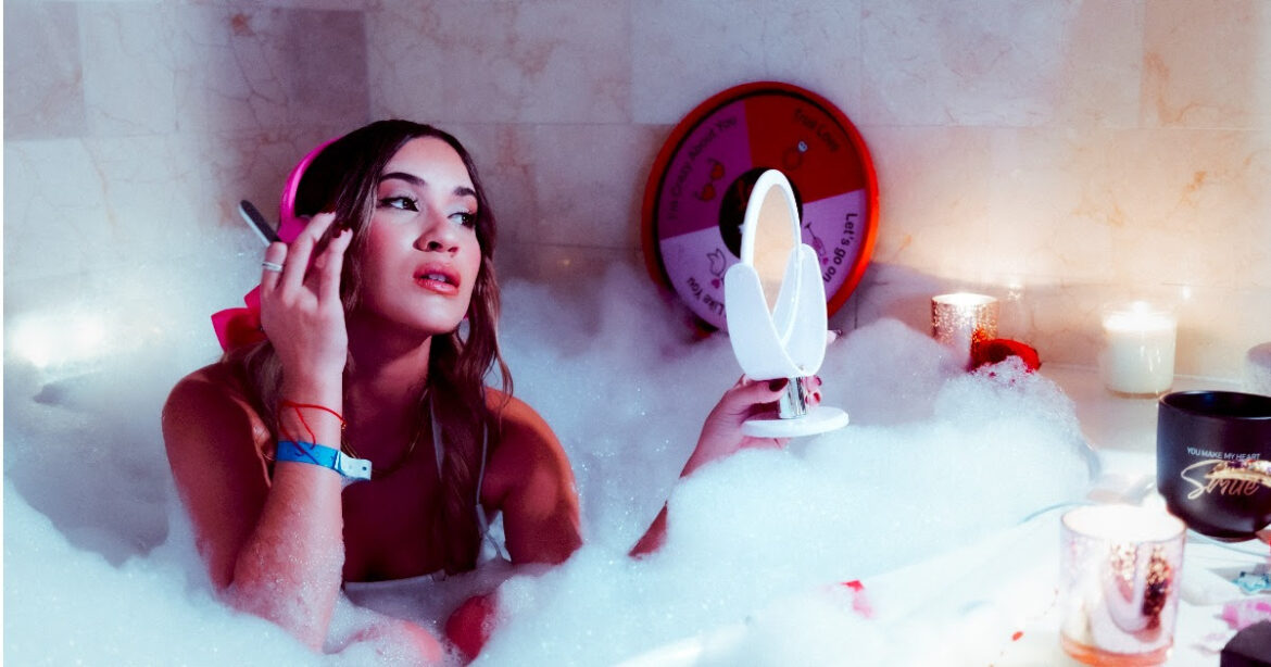 VicoGens deslumbra con su Nuevo Sencillo Pink Blush..