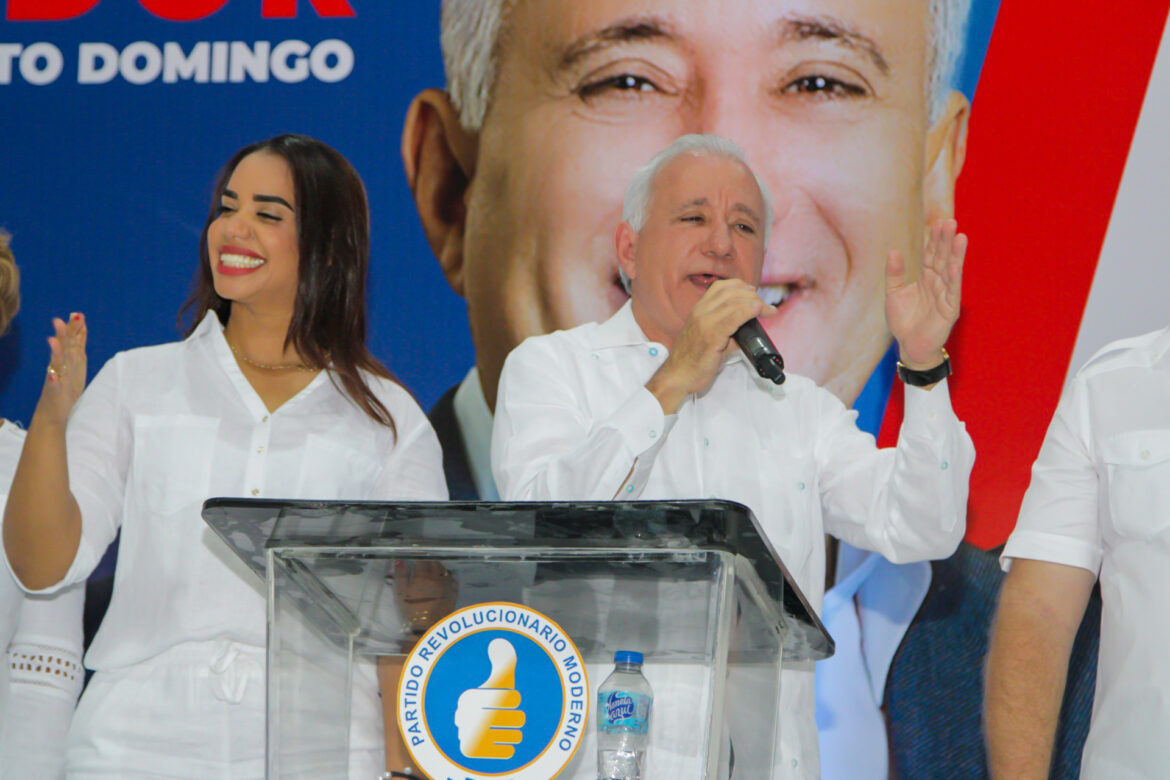 Betty Geronimo y Antonio Taveras