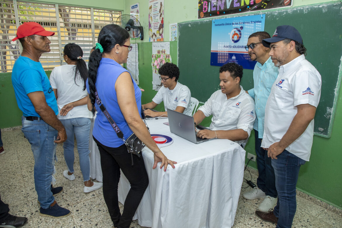 Gabinete de Política Social llega hasta San Cristóbal y Montecristi para impactar a miles de dominicanos y dominicanas