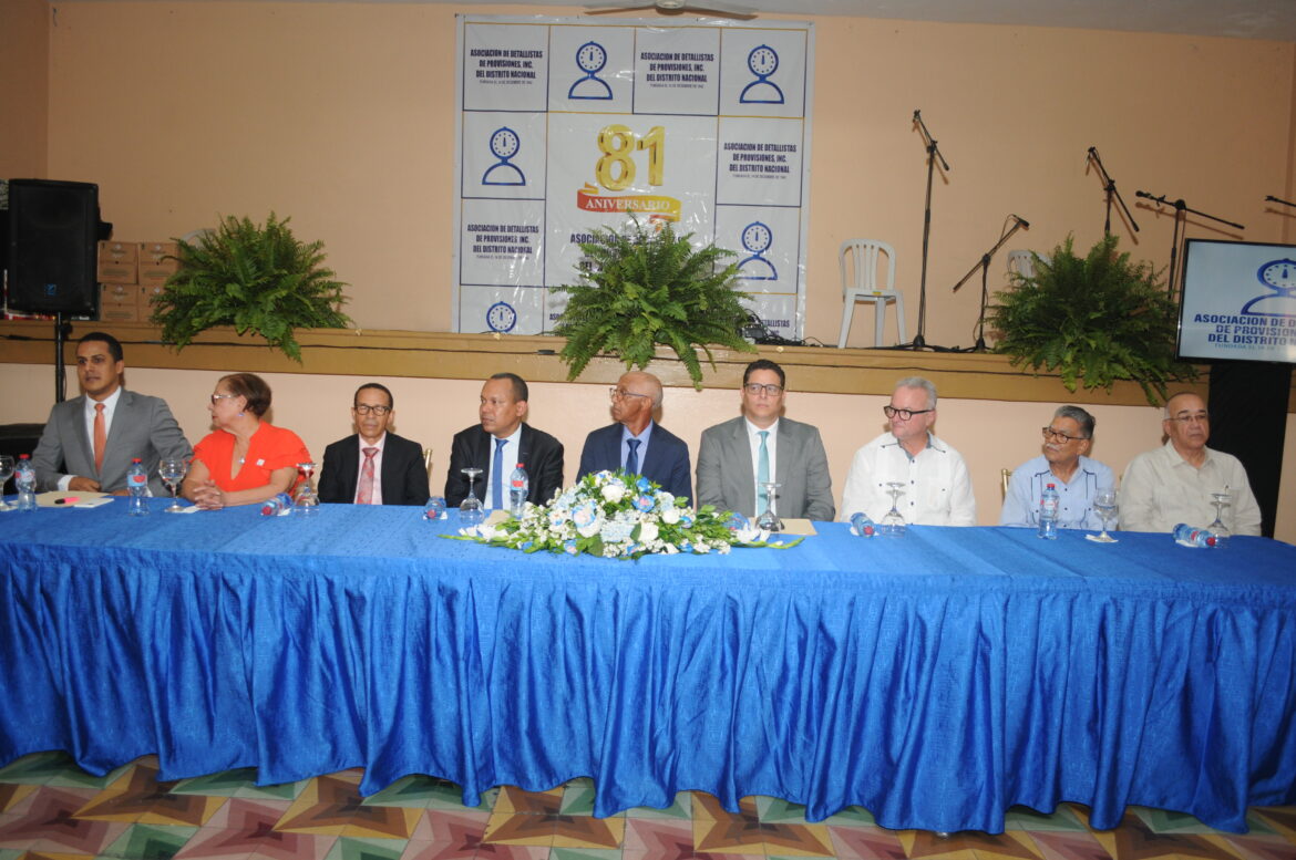 Nuevo presidente de la Asociación de Detallistas del Distrito Nacional exige al gobierno frenar aumentos en el precio del arroz y el azúcar..